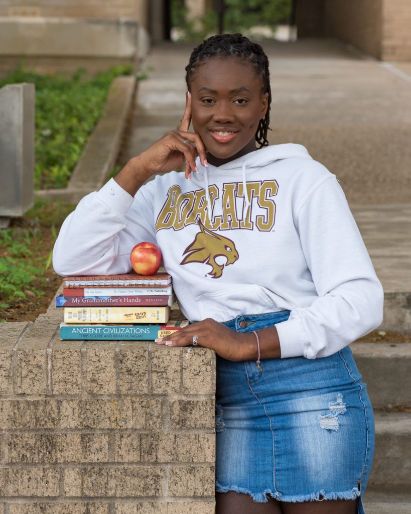 Images of black woman on college campus. What to wear to your college graduation photoshoot